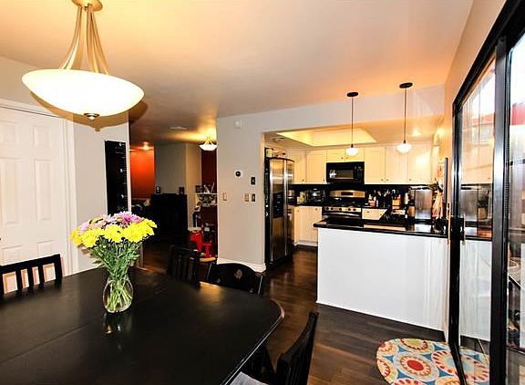 2nd image of 2061 W Redlands Blvd APT 12D