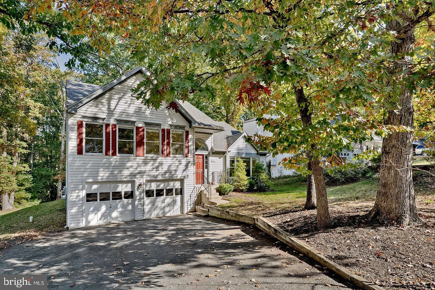 4 bed, 3.0 bath, 2376 sqft, $3,100 — Photo 1