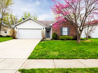 212 Brixton Woods East Dr, Pittsboro, IN