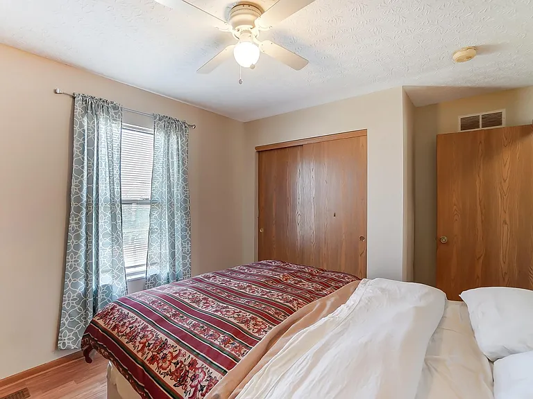 4056 Brookrun Dr — Photo 33
