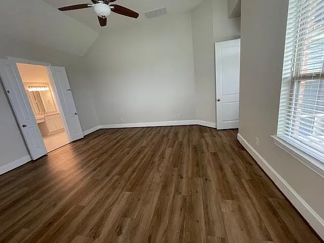 2226 Falcon Brook Dr — Photo 13