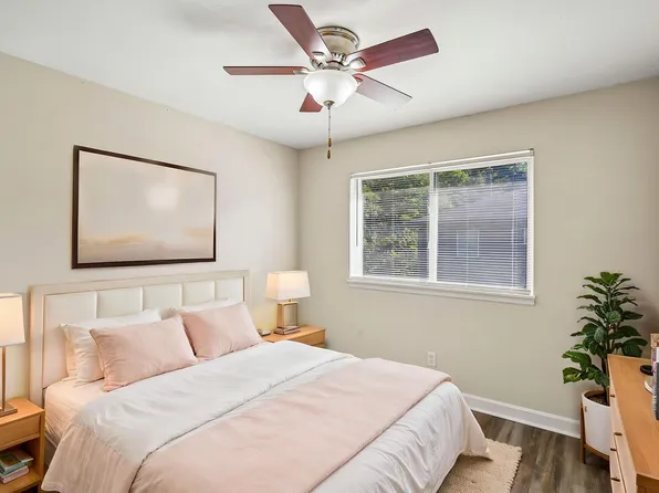 Parkville Place Apartments
