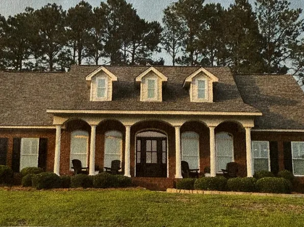 219 Palos Verdes Dr, Troy, AL 36079