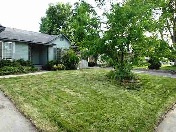 3rd image of 4105 W Hood Ave