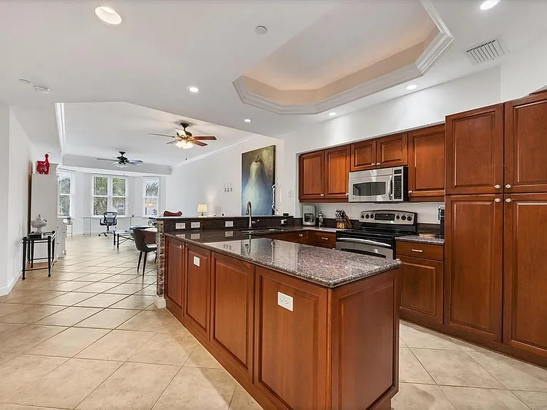 8111 Lakewood Main St #305 — Photo 7