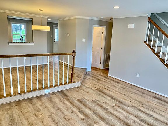 3rd image of 18937 Snow Fields Cir