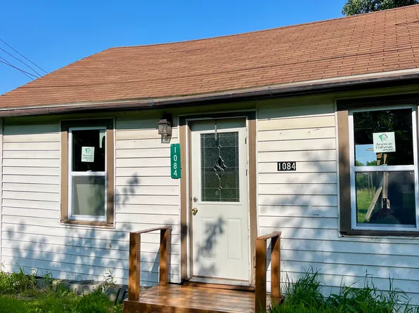 1084 N Huron Rd, Linwood, MI 48634