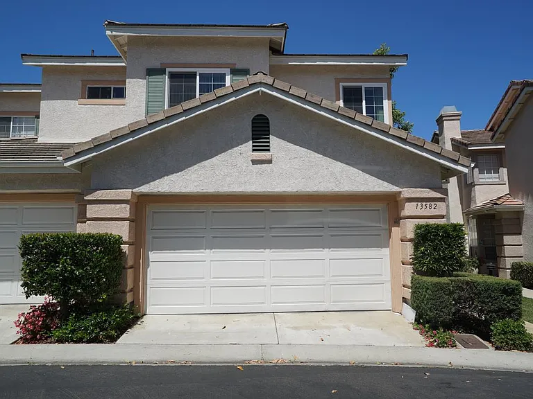 13582 Jadestone Way — Photo 2