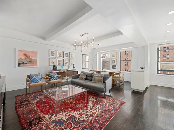 161 West 16th Street image 1 of 8