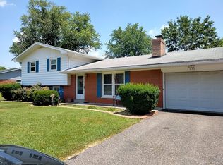 842 Poplar Dr, Sellersburg, IN 47172