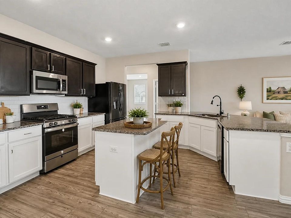 1st image of 2401 Lemco Dr
