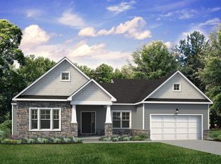 5022 N Waterfall Dr, Macungie, PA 18062