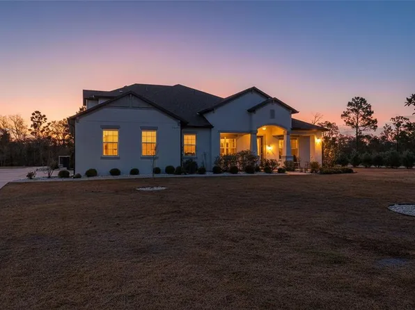 9667 Pantera Loop, Weeki Wachee, FL 34613