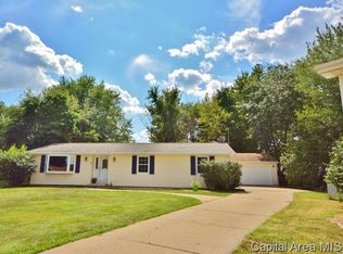 3805 Eagle Claw Dr, Springfield, IL 62707