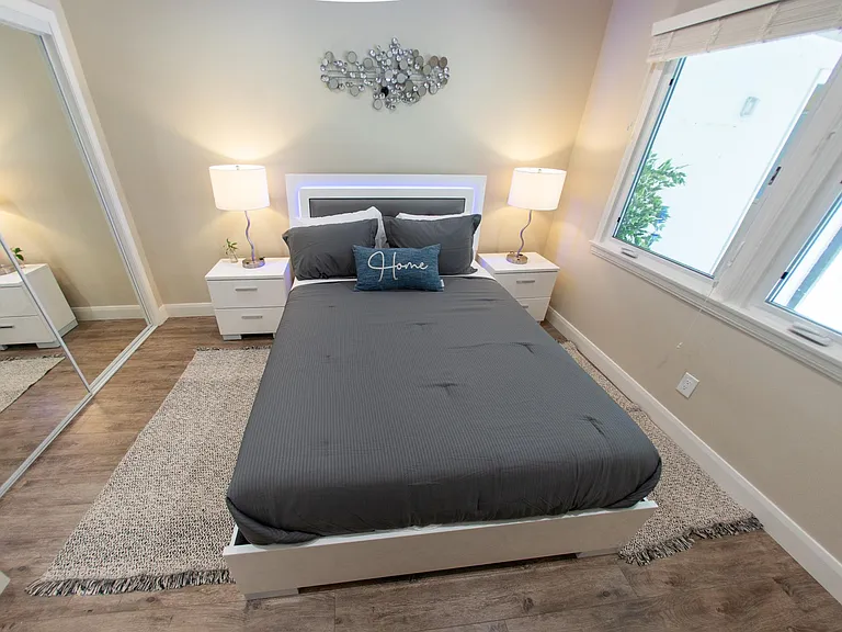 6156 Morella Ave — Photo 10