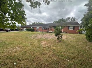 110 Hickory St, Letart, WV 25253