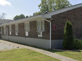 418 W Webster St UNIT 11, Benton, IL 62812