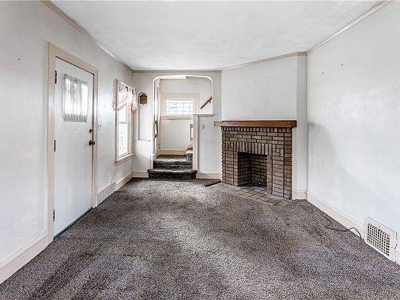 2nd image of 2100 Richland Ave