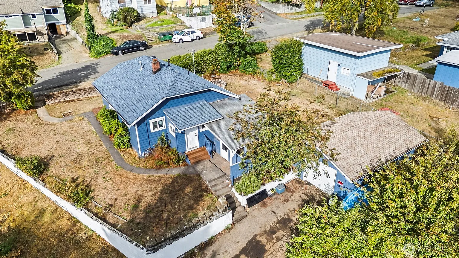 1180 Dorothy Avenue NW photo 1