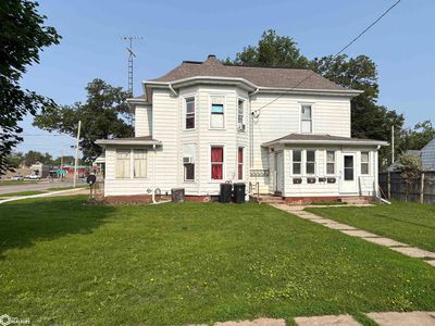 518 Central Ave E, Hampton, IA, 50441