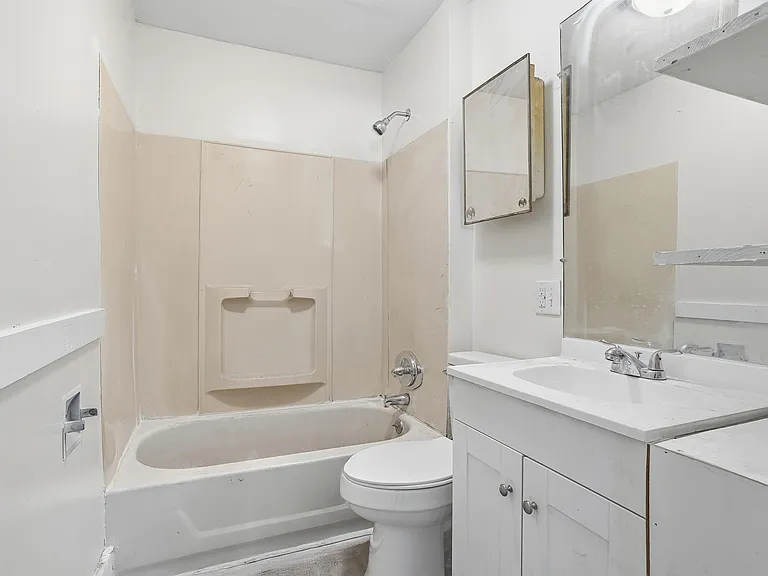 1237 Kenneth Ave #3 — Photo 6
