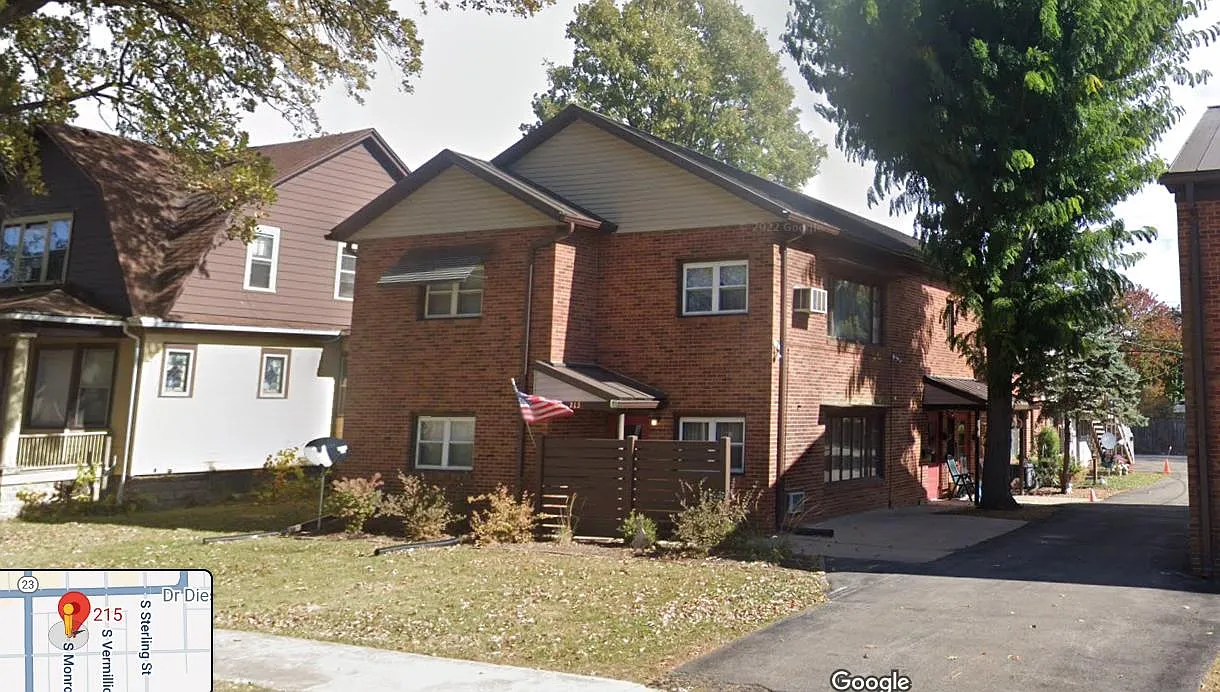 213 S Monroe St - 3 — Photo 3