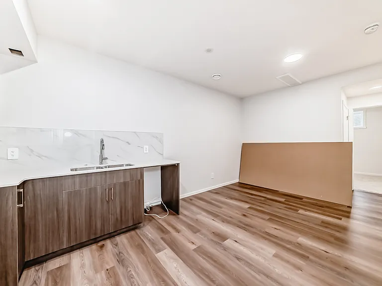 142 Chappelle Dr SW — Photo 31