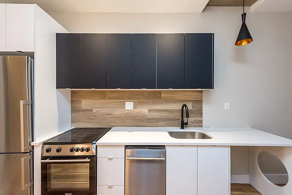 Rented by Nooklyn NYC LLC | media 6