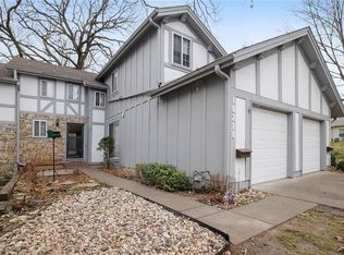 10218 Edelweiss Cir, Merriam, KS 66203