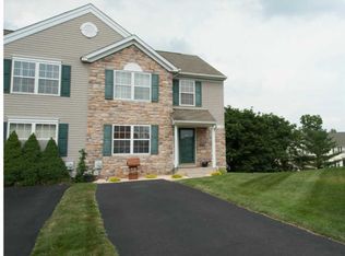 349 Cedar Waxwing Dr, Warrington, PA 18976