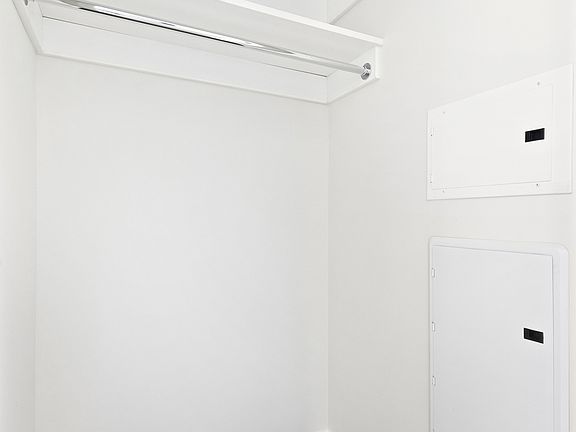 5th image of 15 Park Row APT 7J