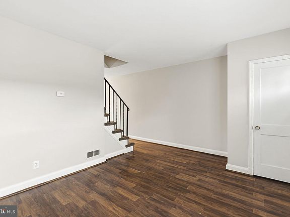 5th image of 748 Arncliffe Rd