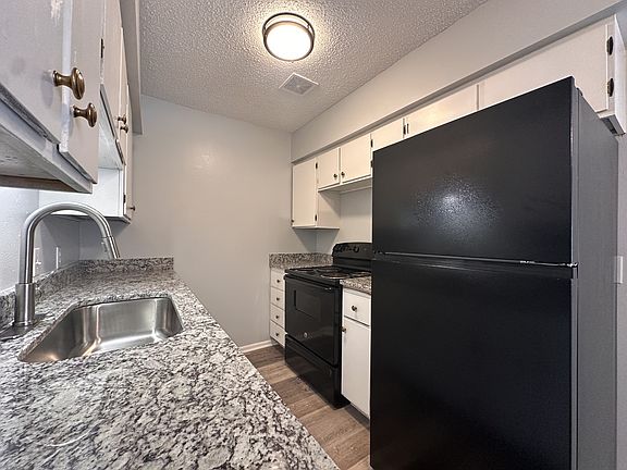 5th image of 3801 Elizabeth St #2PINEY-12