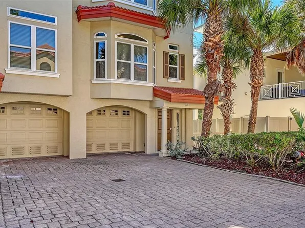 221 17TH STREET N, BRADENTON BEACH, FL 34217