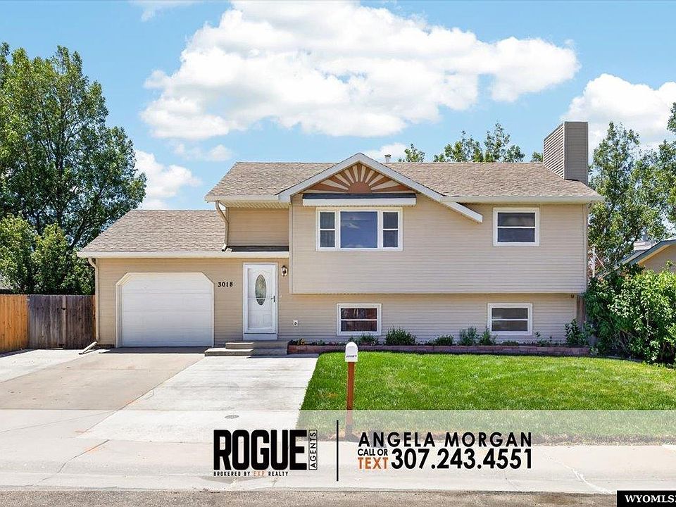 1st image of 3018 Pheasant Dr