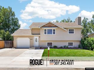 3018 Pheasant Dr, Casper, WY 82604