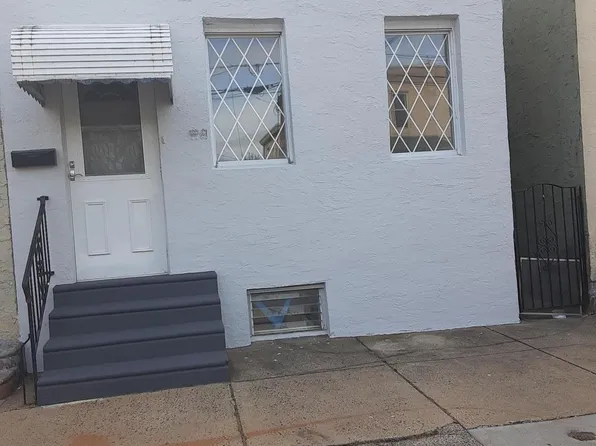 7125 Tulip St, Philadelphia, PA 19135