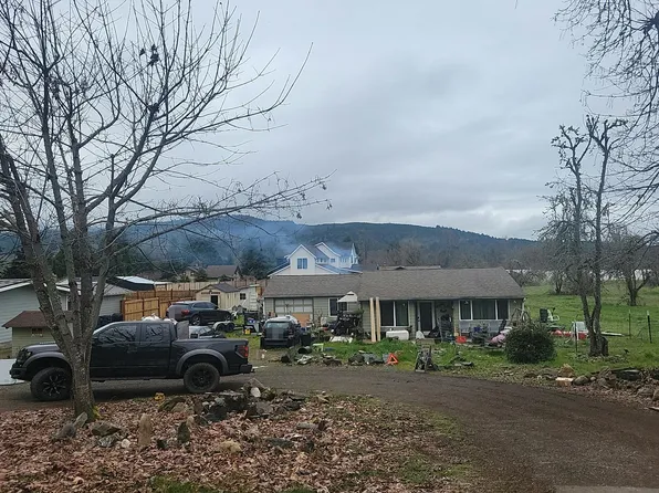 3940 Hayden Bridge Rd, Springfield, OR 97477