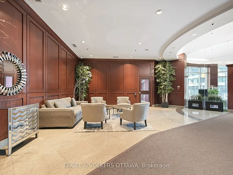234 Rideau St #1112 — Photo 22