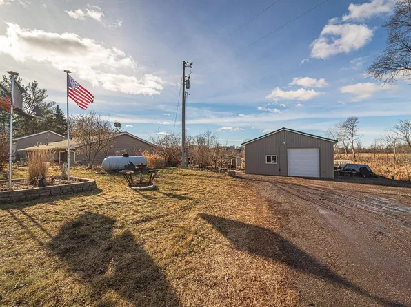 31290 Nebula St NE, Cambridge, MN 55008