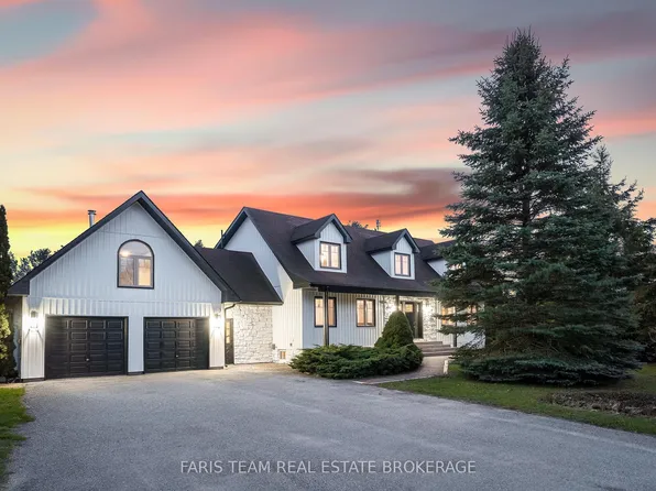3 Matthew Ct, Wasaga Beach, ON L9Z 1J5