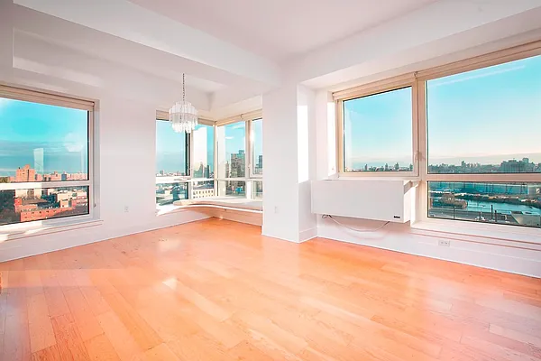 Rented by Keller Williams NYC | media 14