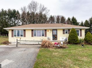 2604 Bird View Rd, Westminster, MD 21157