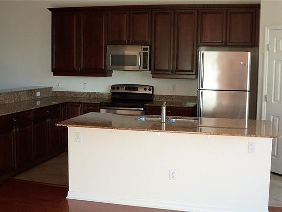 3rd image of 10250 Bayou Grande Ave