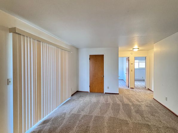 14051 32nd Ave NE #4