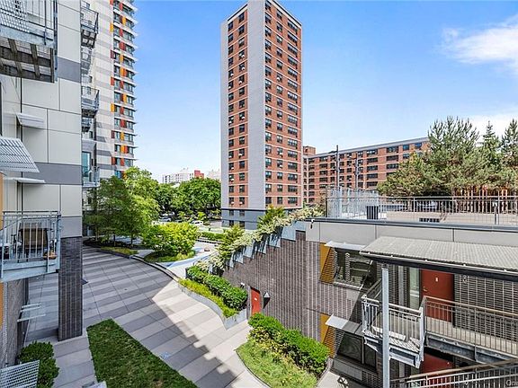 2nd image of 704 Brook Ave APT 3U