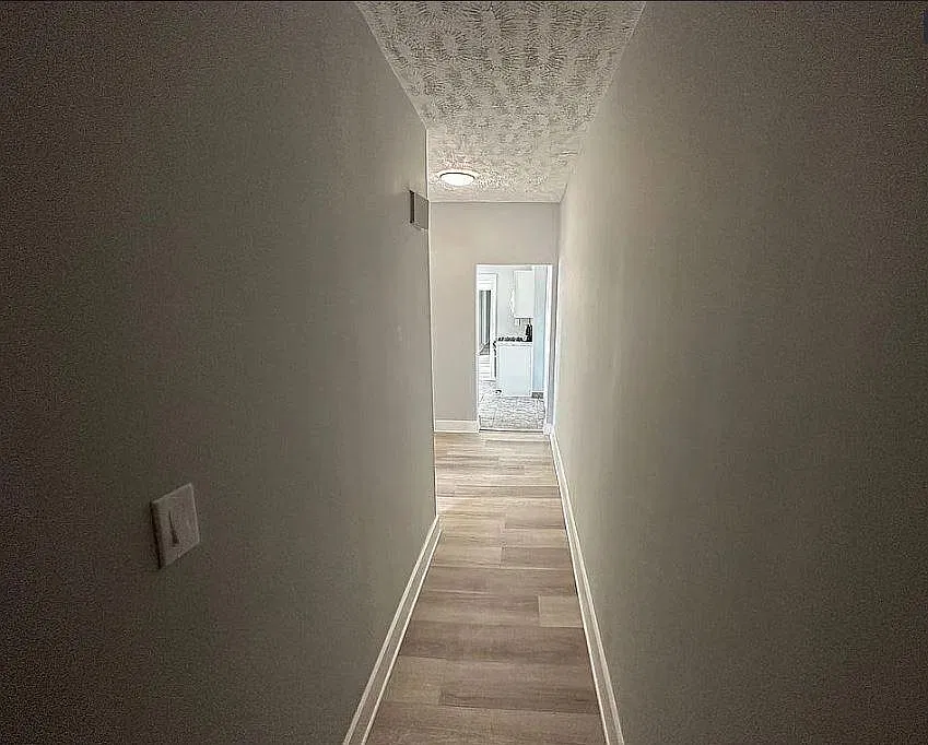 2 bed, 1200 sqft, $1,100 — Photo 1