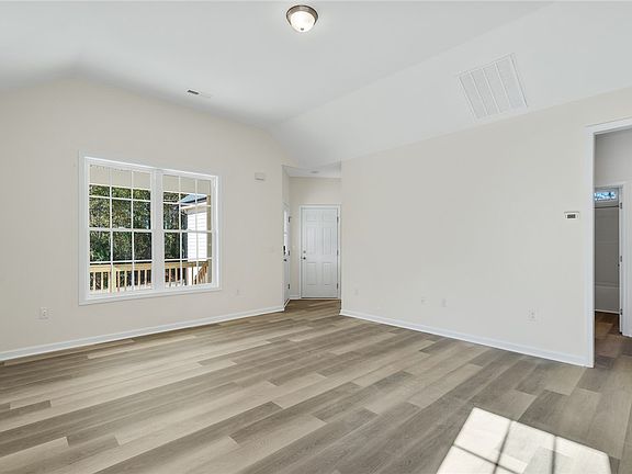 3rd image of 335 Winston St