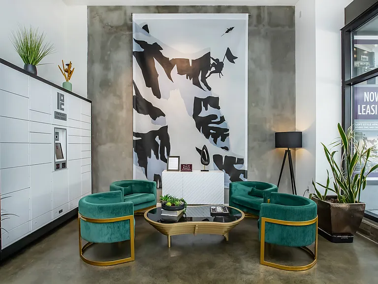 The L Apartments — Photo 7