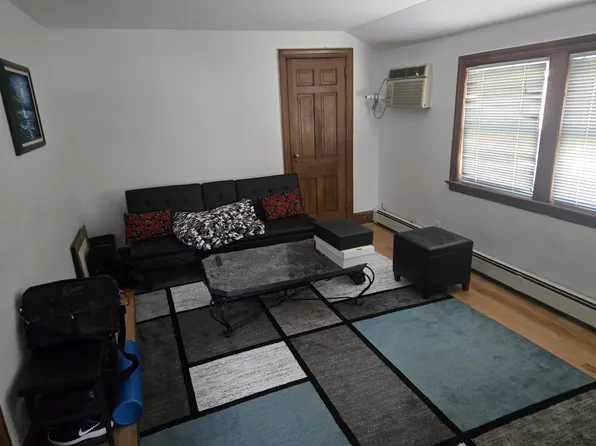 (undisclosed Address), Oceanside, NY 11572